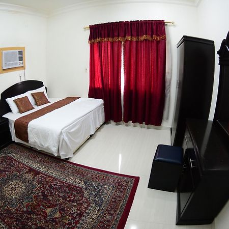 Al Eairy Furnished Apartments Dammam 4 Exterior photo